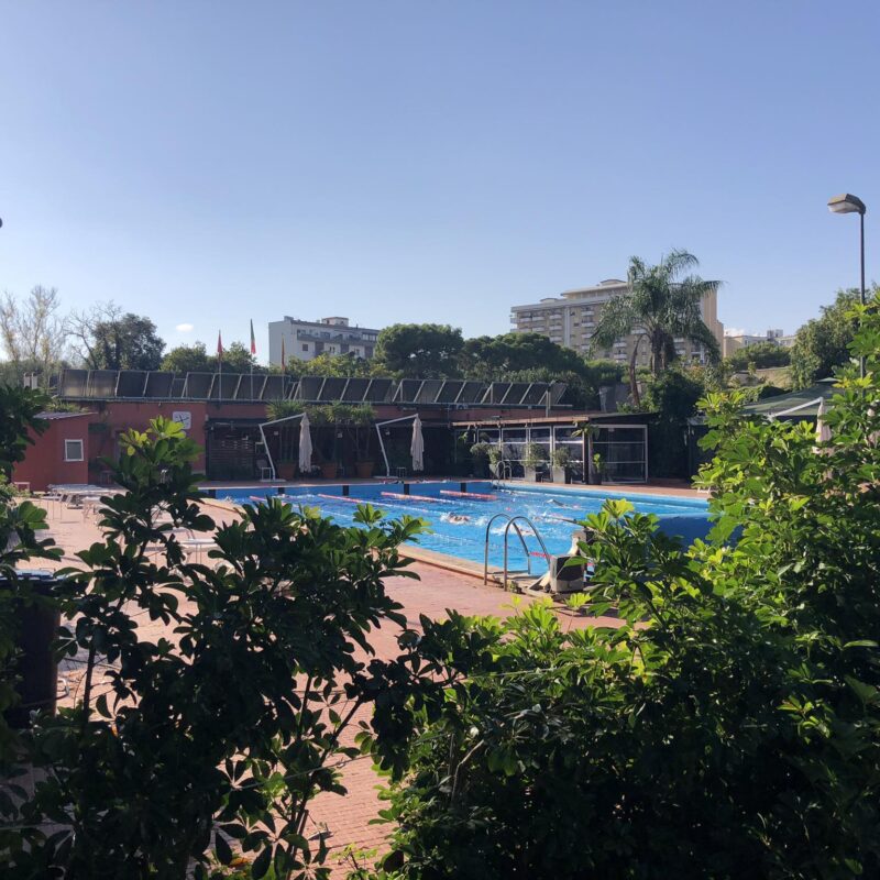 Orari apertura piscina tra Pasqua e il 1° maggio