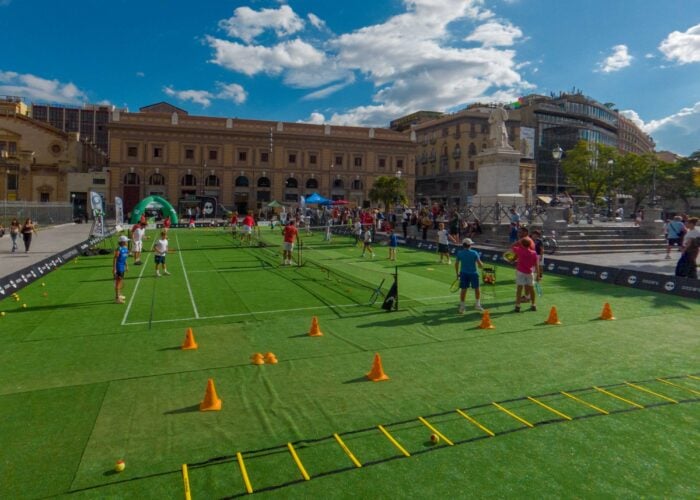 Tennis in Piazza, interviste a Flavia Pennetta e Alessandro Lazzaro
