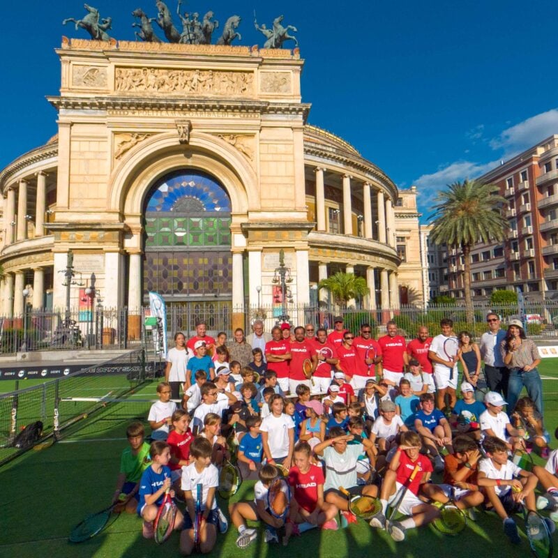 Grande successo questo pomeriggio per l’evento Tennis in Piazza con Flavia Pennetta